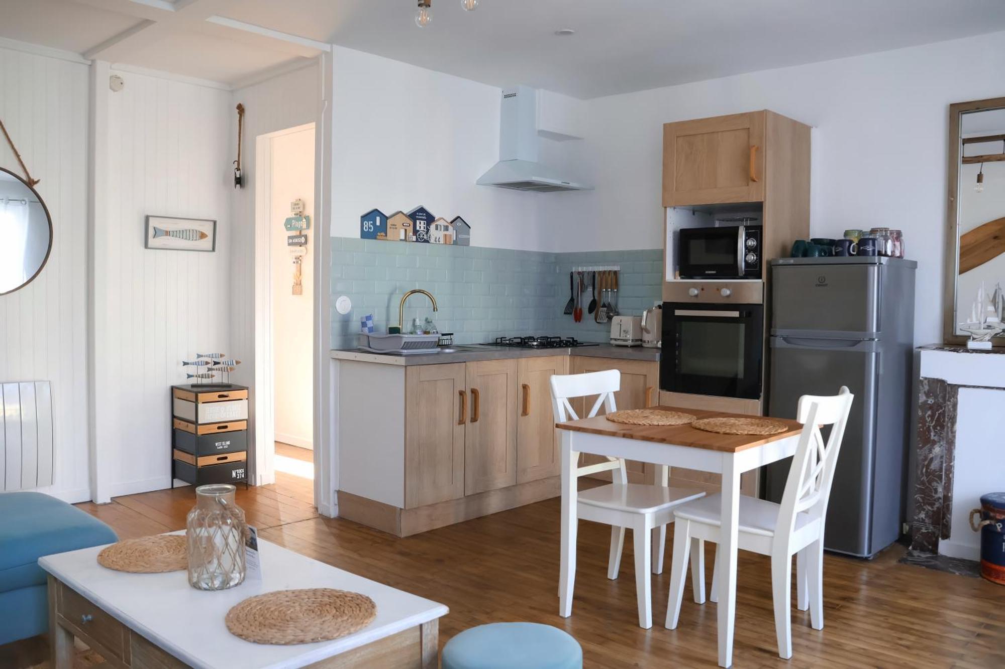 Le 8 ∙ Appartement Cosy Avec Balcon Vue Sur Mer 메르레뱅 외부 사진